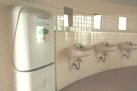 篠崎公園 トイレ おむつ替え