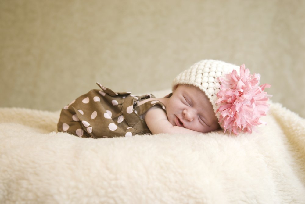 新生児の女の子のお世話 おまた おしりの拭き方やおむつ替えの方法 こそだてハック