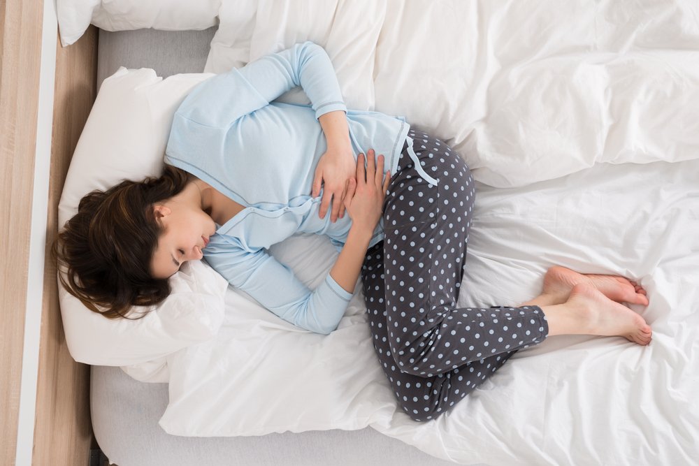 生理前の腹痛 便秘は妊娠兆候かも 見分けるポイントは こそだてハック