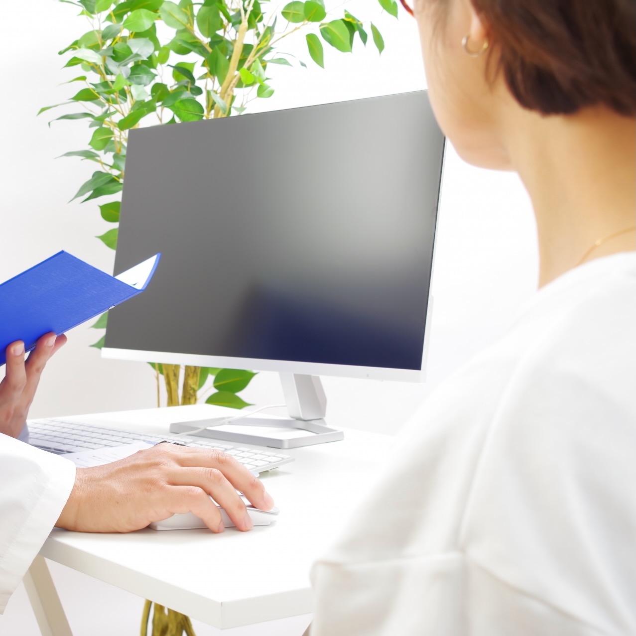 臨月の内診出血とおしるしの違いを教えて 内診後の出血はいつまで こそだてハック