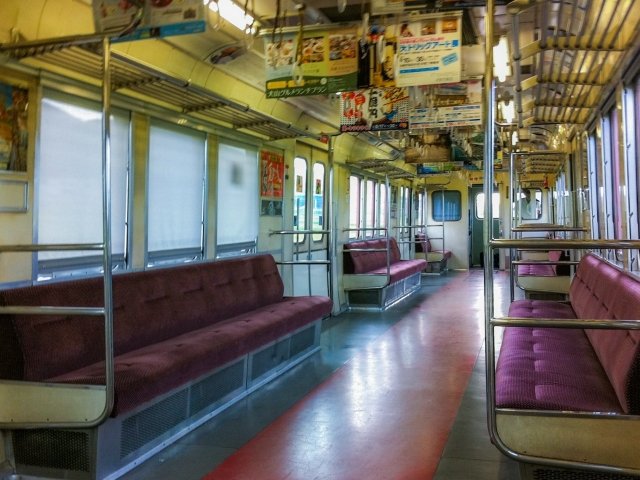 赤ちゃんの電車はいつから 泣いたときはどうする ベビーカーはたたむ こそだてハック 赤ちゃんの電車はいつから 泣いたときはどうする ベビーカーはたたむ こそだてハック