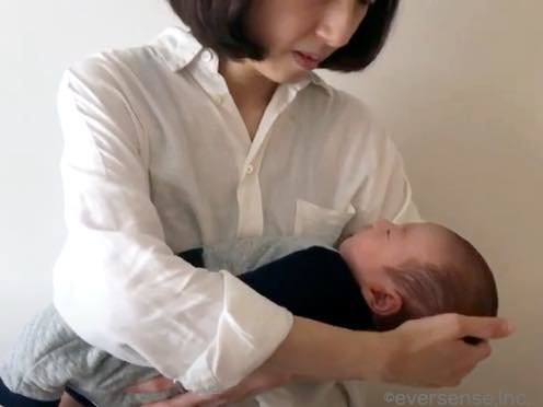 赤ちゃんが吐く 吐き戻しの原因や対処法は こそだてハック