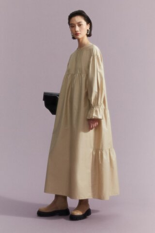 要出典 H&M ティアードバック コットンワンピース