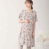 おしらせ　夏の快適おやすみグッズ　ローズマダム 接触冷感天竺レトロ花柄フリル袖パジャマ