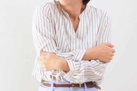 冷える 女性 寒い 寒がる