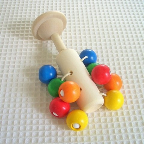 要出典 音が鳴るおもちゃ ネフ社 ドリオ