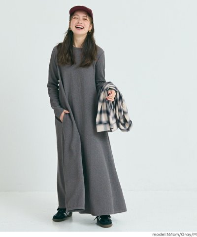 要出典 お知らせ コカ エンボス長袖Aラインワンピース