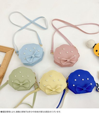 要出典 子ども ポシェット 貝がらモチーフのパール付きポシェット