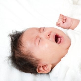 ふとんは掛けないで！ 乳幼児突然死症候群（SIDS）から赤ちゃんを守ろう