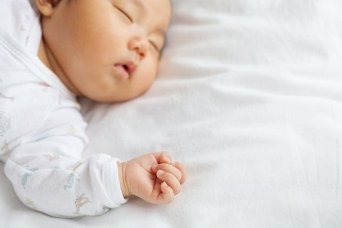 赤ちゃん　ねんね