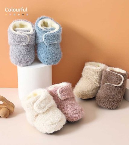 要出典 抱っこ紐 防寒グッズ 裏起毛 ベビーブーツ