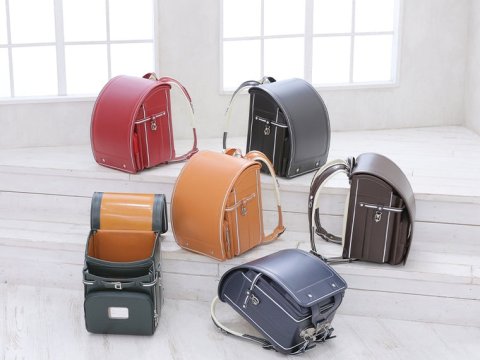 要出典 ランドセル 徹底比較 ふわりぃ ネオクラシコ