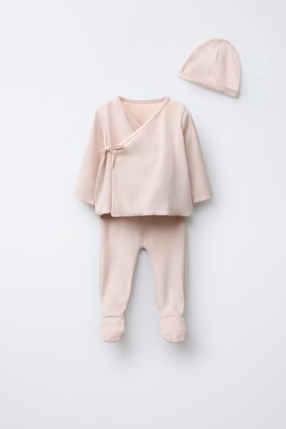 要出典 ninaru お知らせ ZARA 出産準備 出産準備セットとポーチ