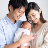 夫婦　赤ちゃん　ママ　パパ　アイキャッチ使用