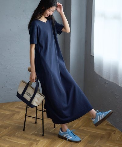 要出典 お知らせ ninaru マタニティワンピース ニッセン 吸汗速乾・UVカットカノコすっきりVネックワンピース