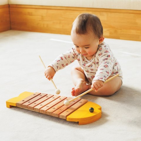 要出典 baby お知らせ ボーネルンド おさかなシロフォン黄