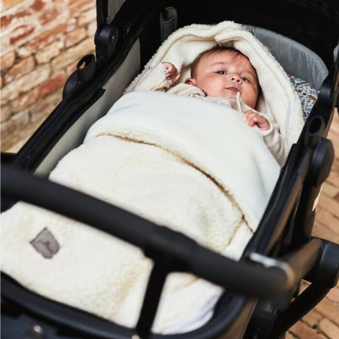 要出典 ベビーカーの防寒 ヨレイン ニット素材のプレミアムフットマフ